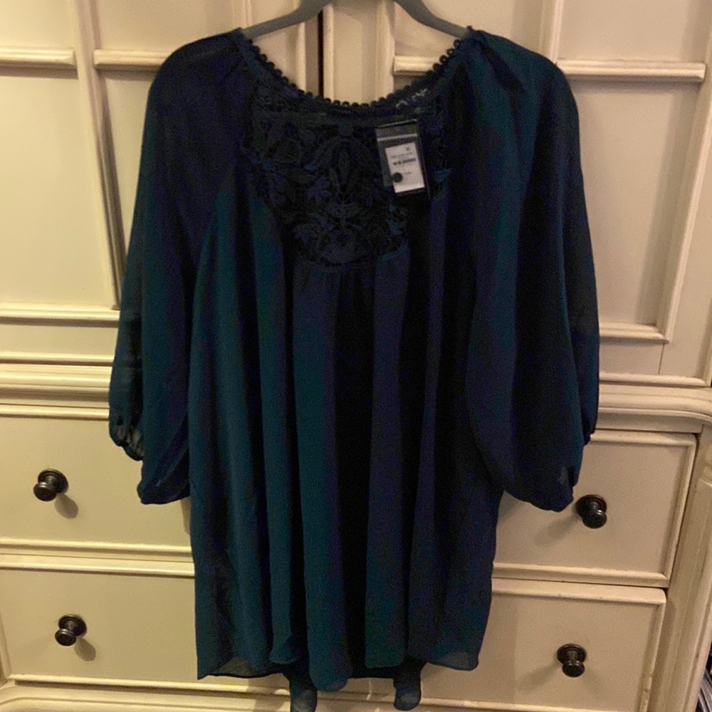 City chic lace love top